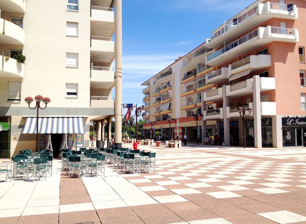 Appartement Les Pins Bleus à Juan-les-Pins Extérieur photo